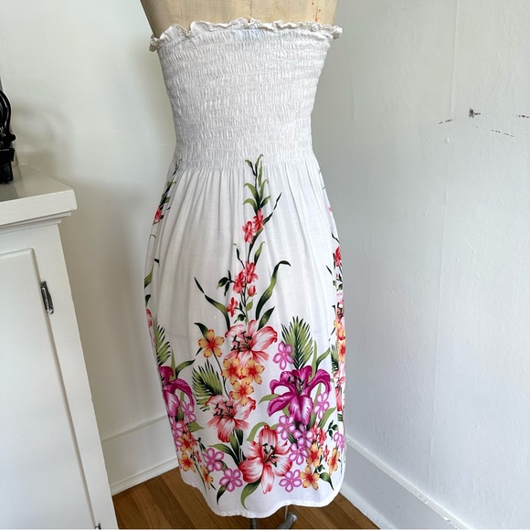 Hibiscus Collection Hawaii 🌺 Tube Dress One Size ☀️ White Floral Print - Picture 4 of 6